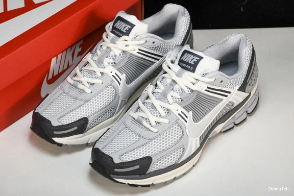  Vomero Vast Zoom  5 BV1358-001 Nike Grey 1012